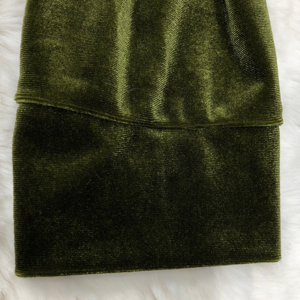 Green Velvet Velour Holiday Festive Tunic Dress - Picture 6 of 6